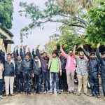 अंबाजोगाईत लालपरीची चाके जागच्या जागी थांबली, आगारातील 100 टक्के कामगारांचा संपात सहभाग, वाहतुक व्यवस्था विस्कटली प्रवाशांची मोठी गैरसोय