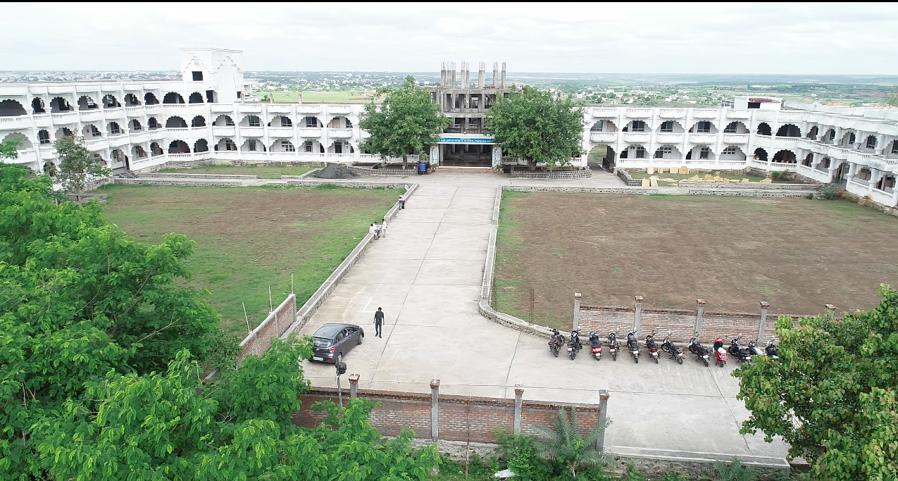 *एम.आय.टी पुणे संचलित श्री सरस्वती पब्लिक स्कूलला राज्यस्तरीय गुणवत्ता SQAAF मूल्यांकनात ‘अ+’ मानांकन प्राप्त.अंबाजोगाई तालुक्यातील एकमेव शाळा.*